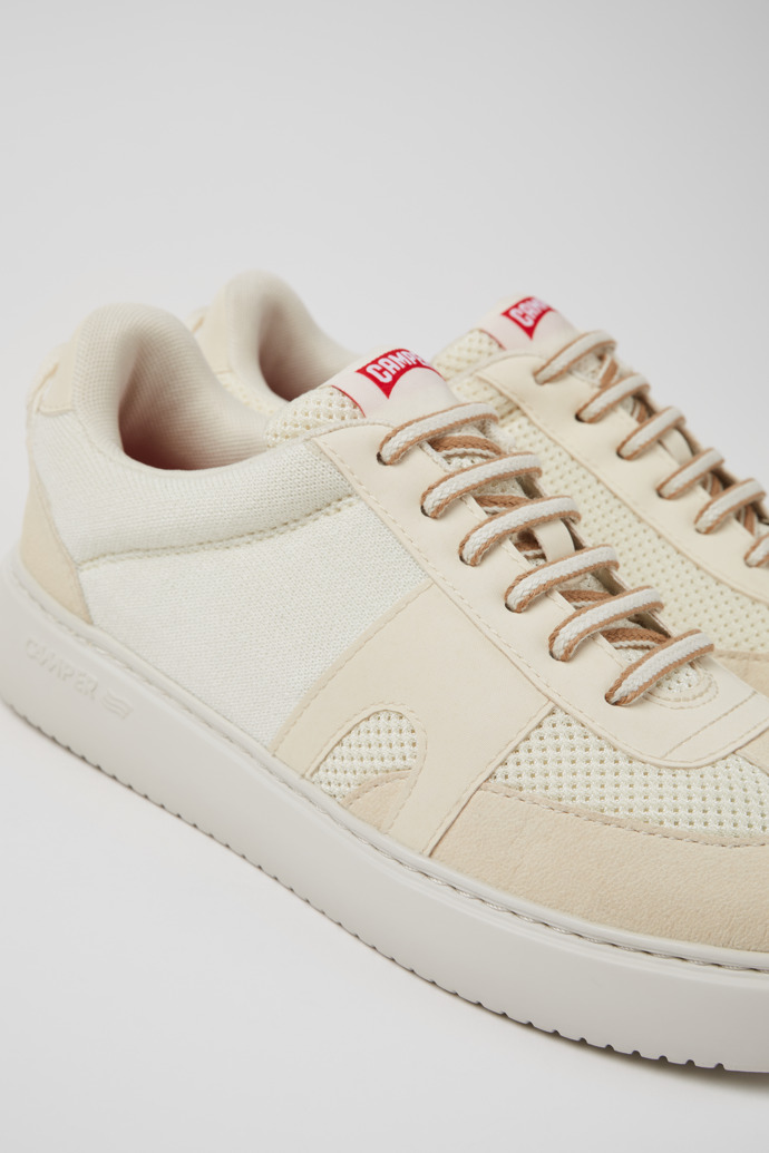 Neu Eingetroffen Camper Runner K21 Sorona® - Weißer Damensneaker aus Sorona Mesh.