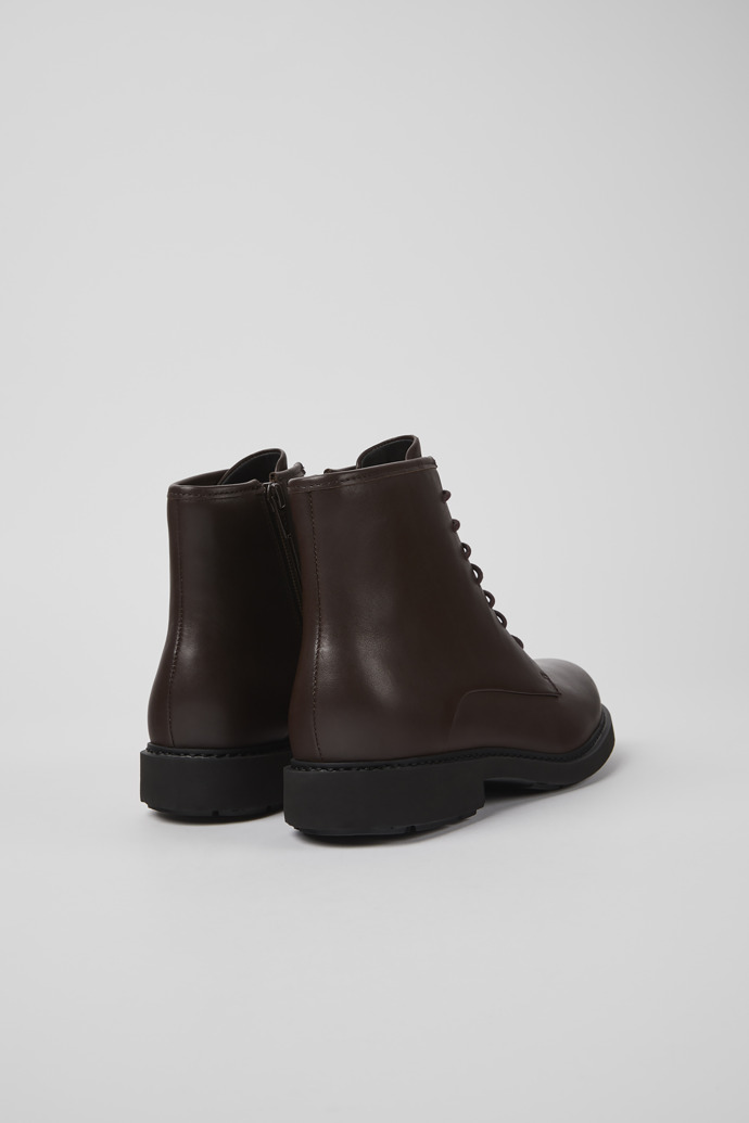 Neu Eingetroffen Camper Neuman - Brauner mittelhoher Damenstiefel aus Leder.
