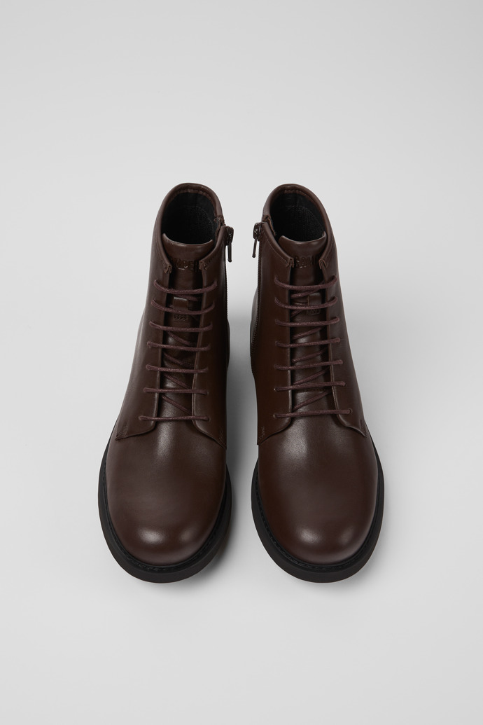 Neu Eingetroffen Camper Neuman - Brauner mittelhoher Damenstiefel aus Leder.