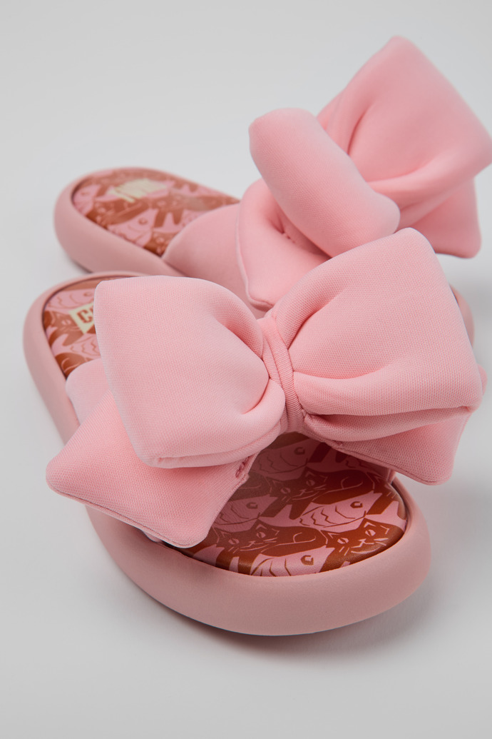 Neu Eingetroffen Camper Pelotas Flota - Rosa Kindersandalen aus Recycling-PET.
