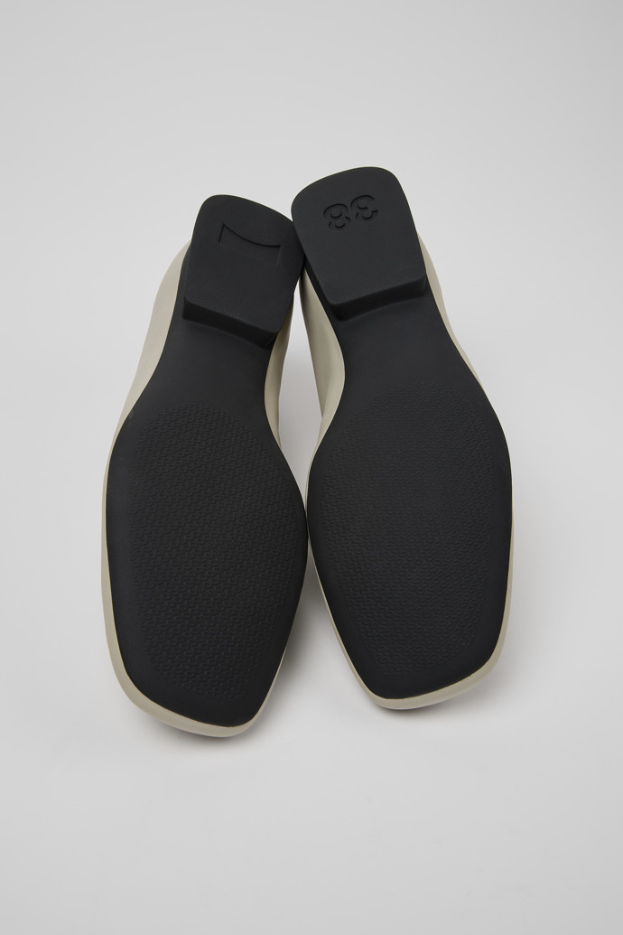 Neu Eingetroffen Camper Casi Myra - Grauer Lederschuh für Damen.