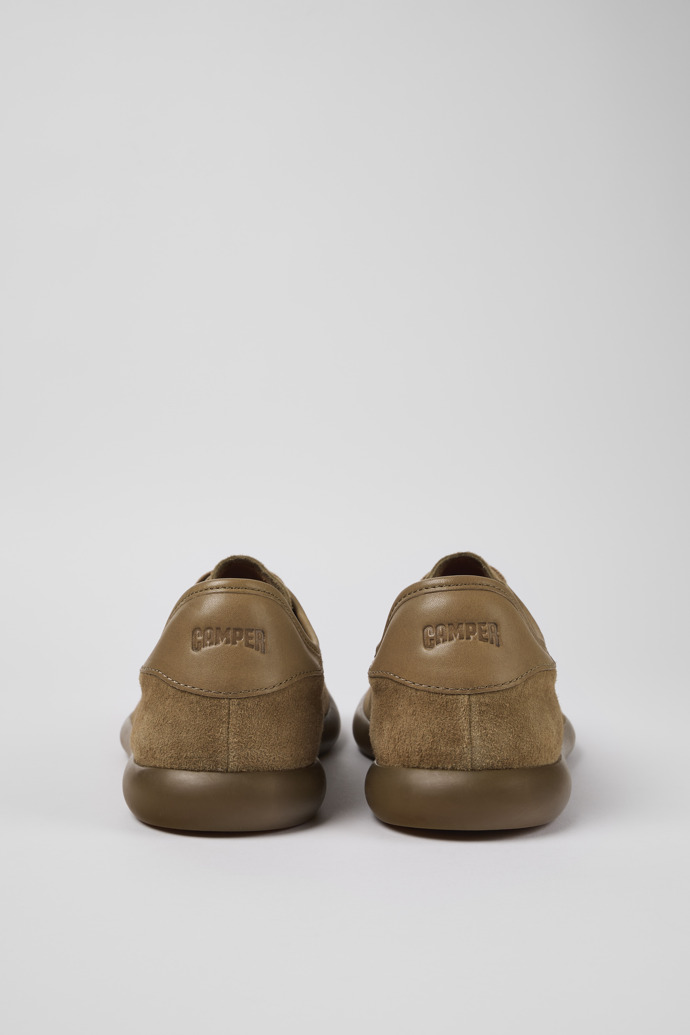 Neu Eingetroffen Camper Pelotas Soller - Brauner Herrensneaker aus Nubukleder und Leder.