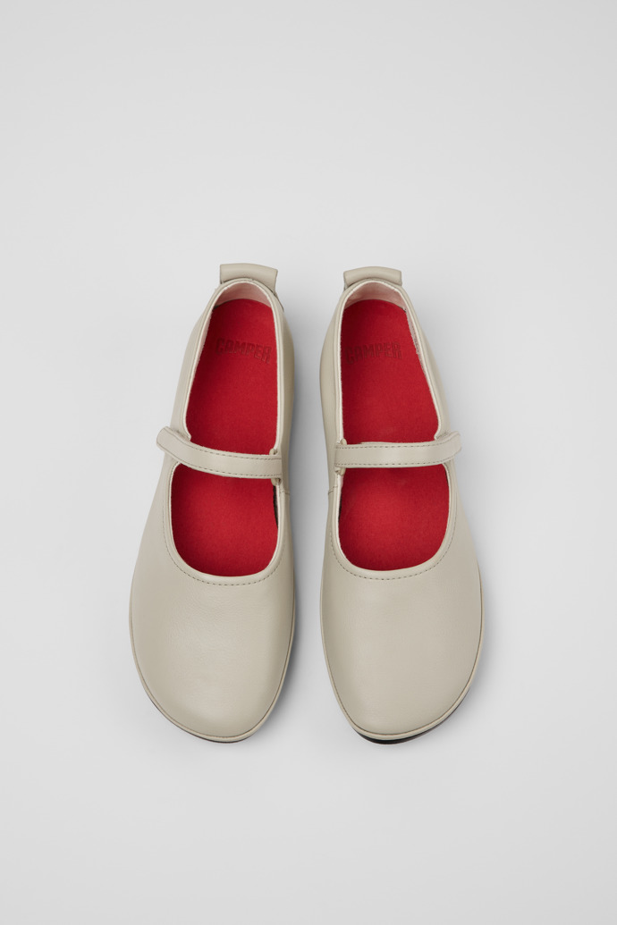 Neu Eingetroffen Camper Right Nina - Grauer Lederschuh für Damen.