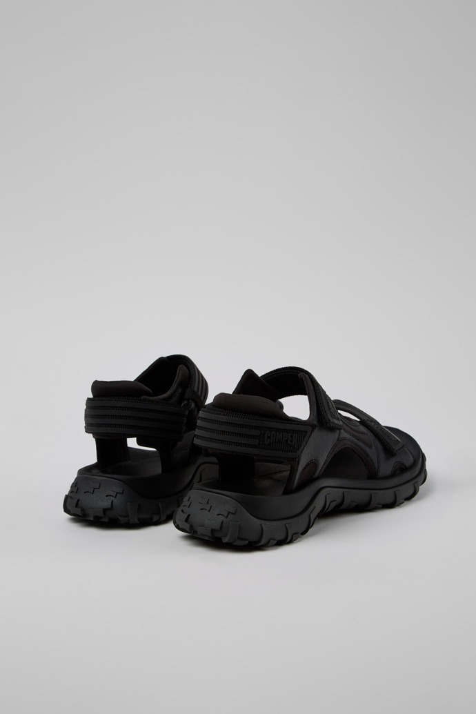 Neu Eingetroffen Camper Drift Trail Sandal - Schwarze Sandalen aus recyceltem PET/Leder für Herren.