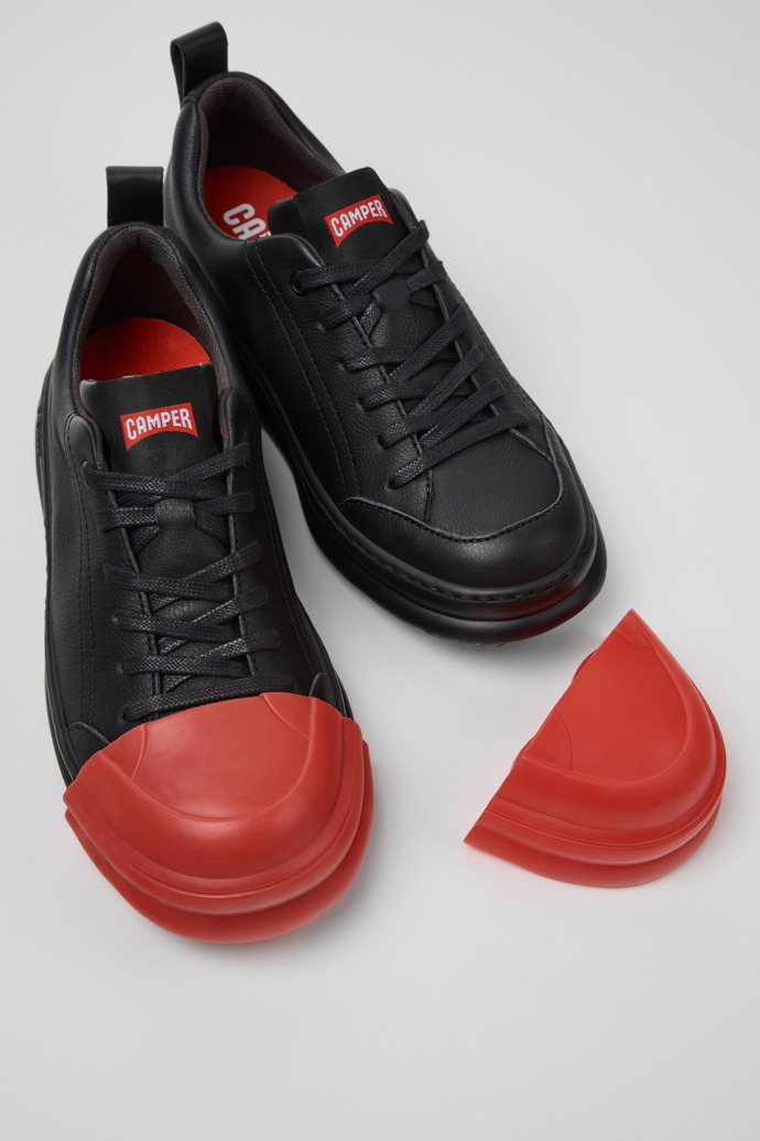 Neu Eingetroffen Camper Junction Runner - Schwarzer Damensneaker aus Leder.