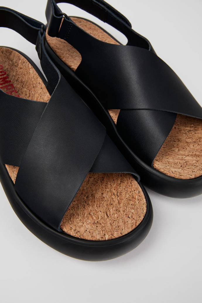 Neu Eingetroffen Camper Pelotas Flota - Schwarze Damensandalen aus Leder mit Kreuzriemen