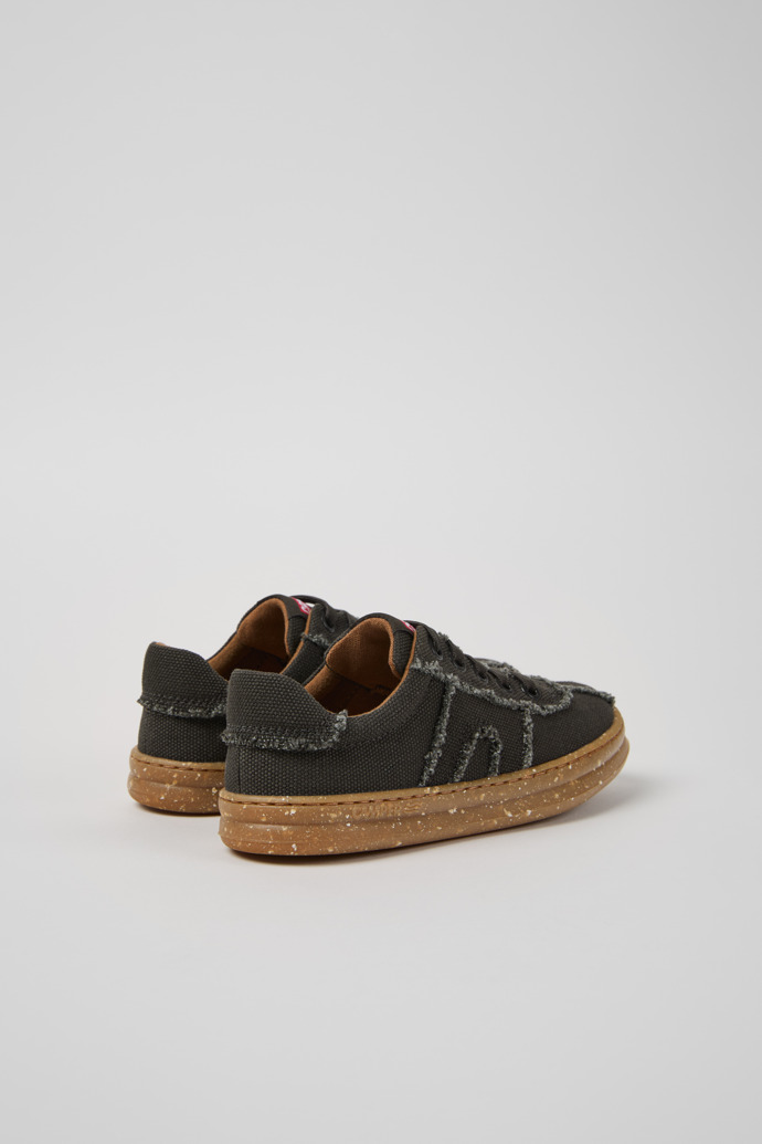 Neu Eingetroffen Camper Runner - Graue Kindersneaker aus Recyclingbaumwolle.
