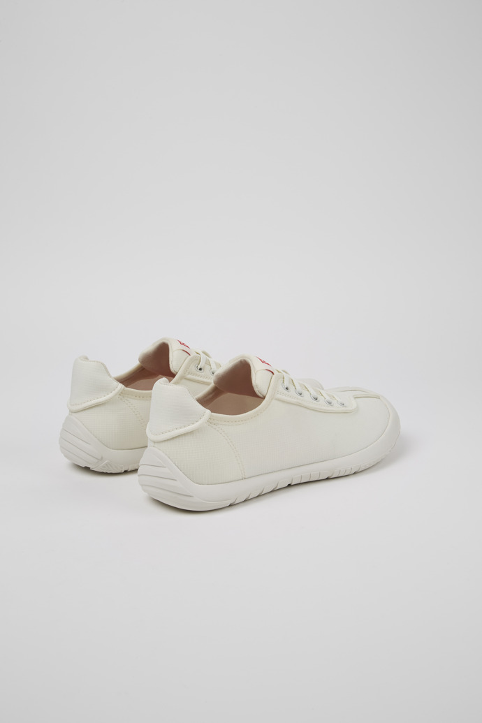Neu Eingetroffen Camper Peu Path - Weißer Damensneaker aus Recycling-PET.