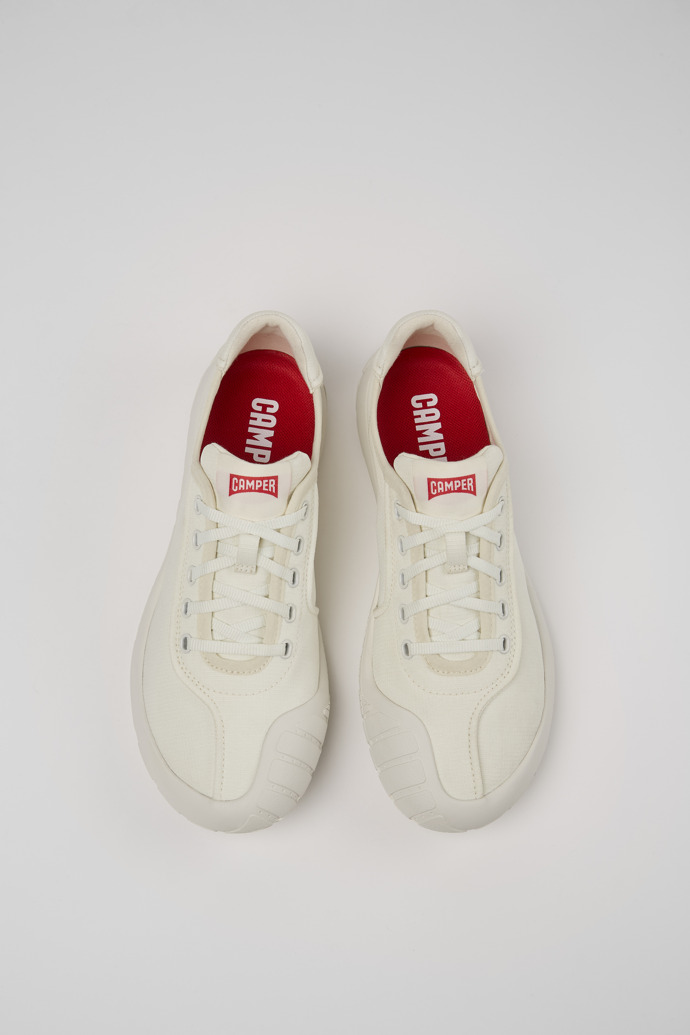 Neu Eingetroffen Camper Peu Path - Weißer Damensneaker aus Recycling-PET.