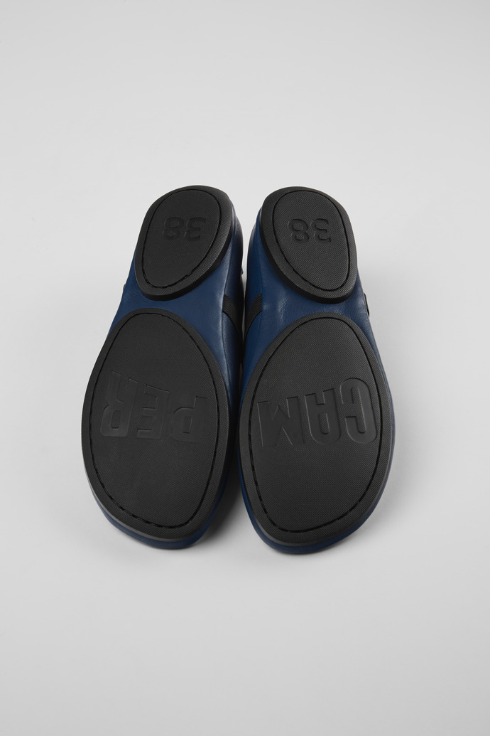 Neu Eingetroffen Camper Right Nina - Blauer Frauenschuh aus Leder.
