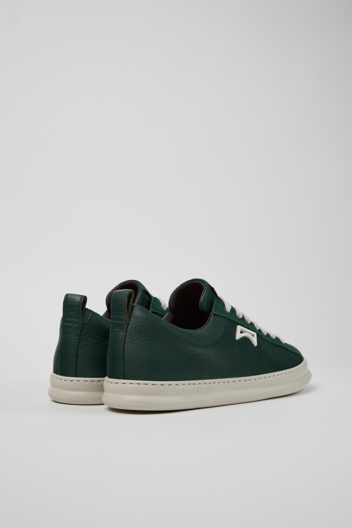 Neu Eingetroffen Camper Runner - Grüner Herrensneaker aus Leder und Nubukleder.