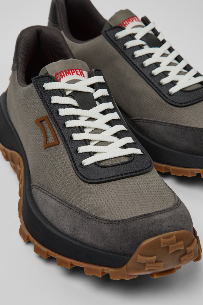 Neu Eingetroffen Camper Drift Trail - Grauer Herrenschuh aus Textil und Nubukleder.