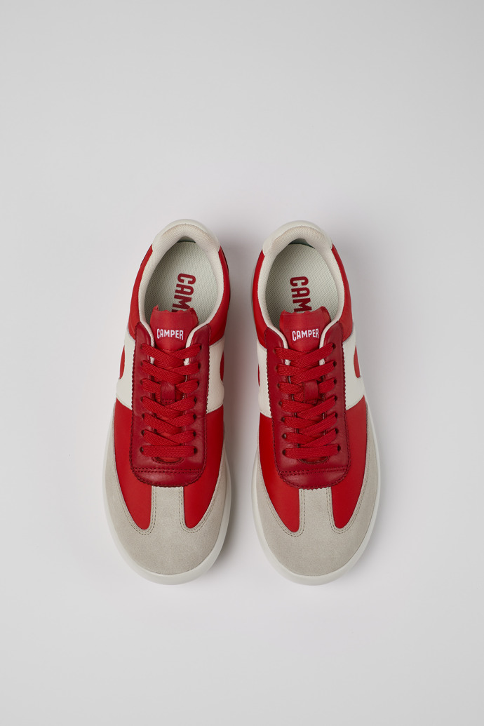 Neu Eingetroffen Camper Pelotas Xlite - Roter Damensneaker aus Textil/Leder