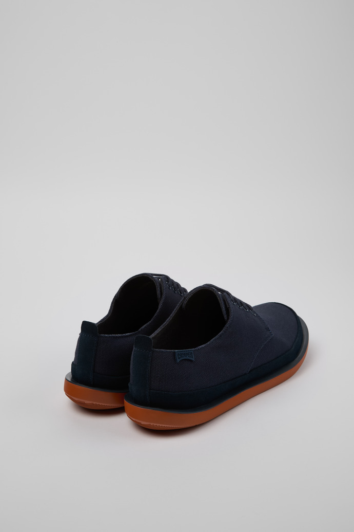 Neu Eingetroffen Camper Wagon - Blauer Herrenschuh aus recycelter Baumwolle und Nubukleder.