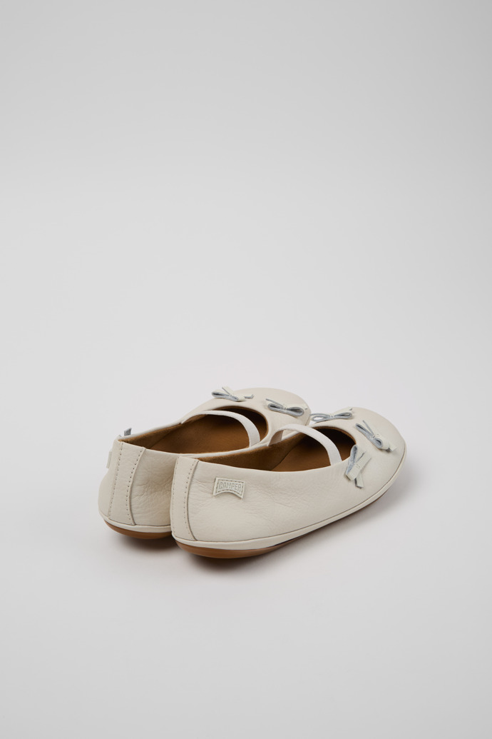 Neu Eingetroffen Camper Twins - Weiße Lederballerina für Kinder.