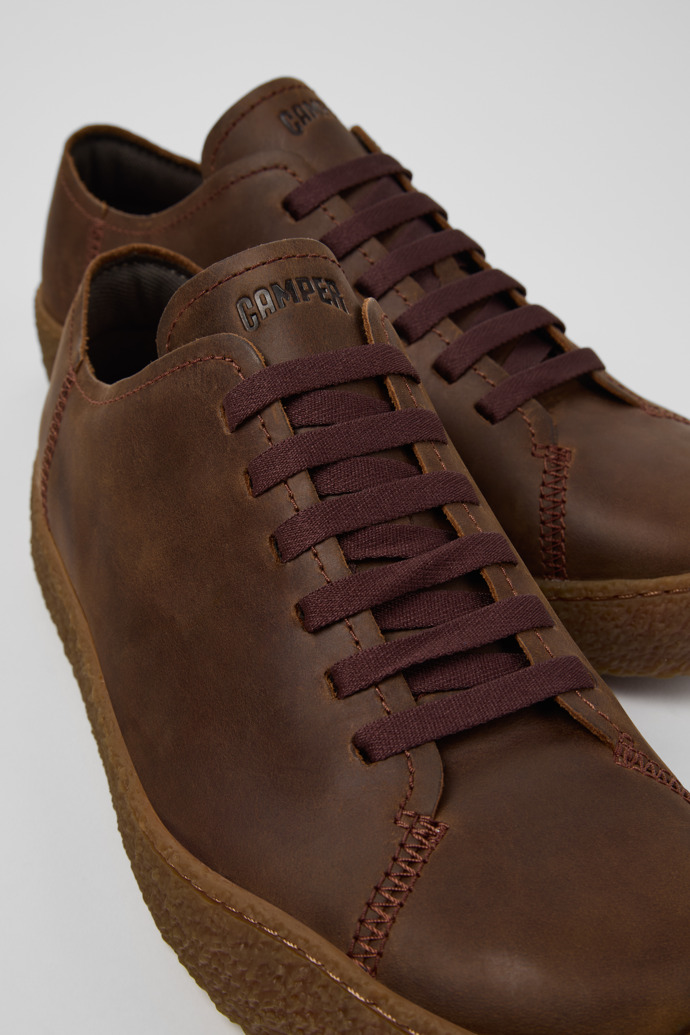 Neu Eingetroffen Camper Peu Terreno - Brauner Herrenschuh aus Nubukleder.