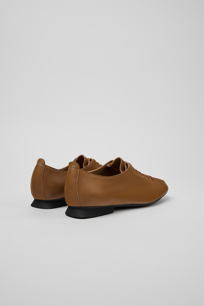 Neu Eingetroffen Camper Casi Myra - Brauner Damenschuh aus Leder.