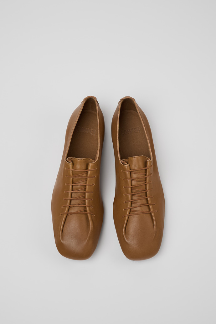 Neu Eingetroffen Camper Casi Myra - Brauner Damenschuh aus Leder.