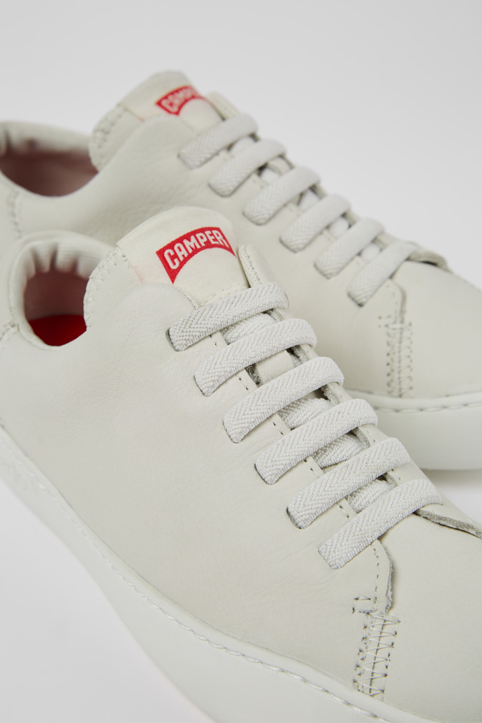 Neu Eingetroffen Camper Peu Touring - Weißer Ledersneaker für Damen.