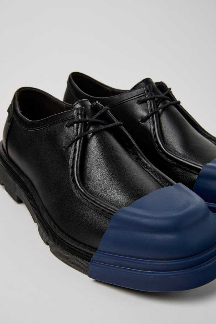 Neu Eingetroffen Camper Junction - Schwarzer Damenschuh aus Leder.