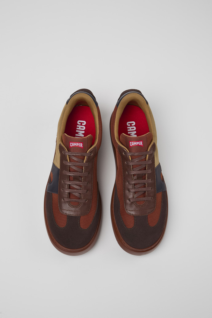 Neu Eingetroffen Camper Runner K21 - Brauner Herrensneaker aus Textil und Nubukleder