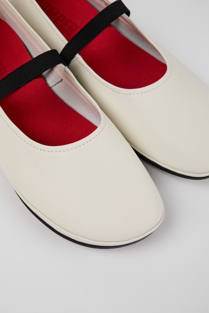 Neu Eingetroffen Camper Right - Weiße Mary Jane-Lederschuhe für Damen