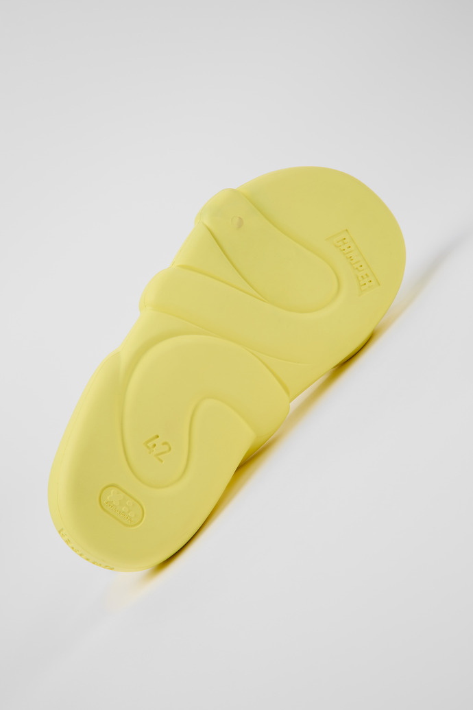 Neu Eingetroffen Camper Kobarah Flat - Gelbe Unisex-Sandale