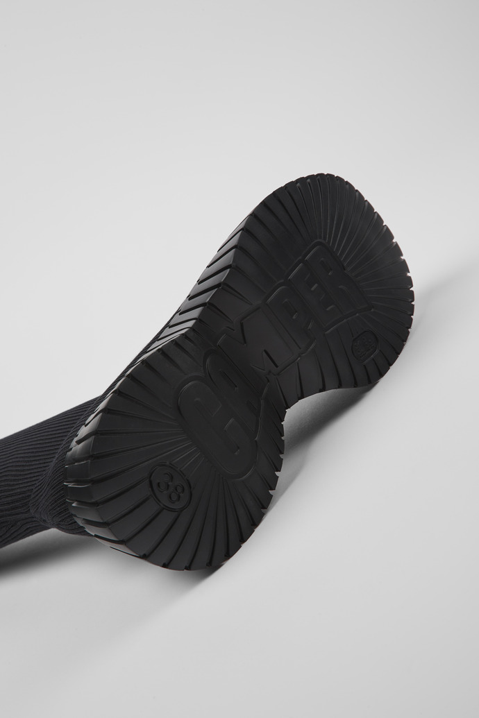 Neu Eingetroffen Camper BCN TENCEL® - Schwarzer Damenstiefel aus Textil
