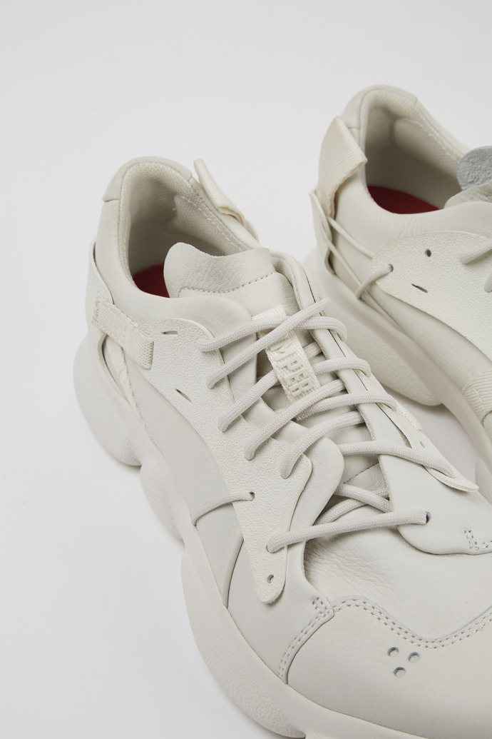 Neu Eingetroffen Camper Karst - Weißer Herrensneaker aus ungefärbtem Leder