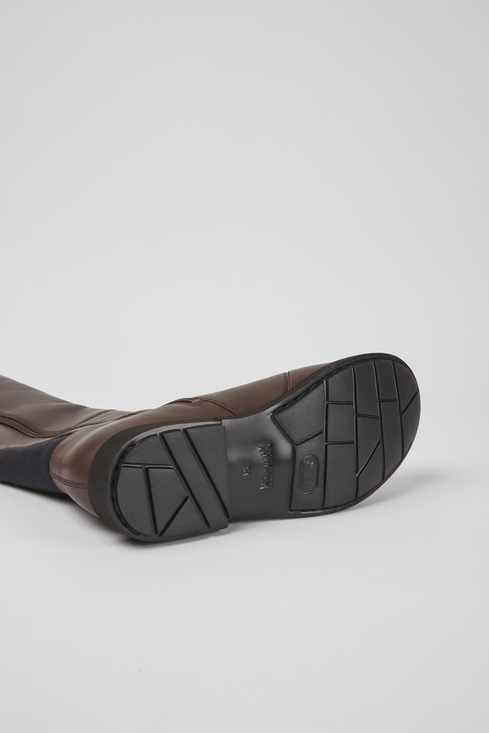 Neu Eingetroffen Camper Neuman - Brauner Damenhochstiefel aus Leder und Textil.
