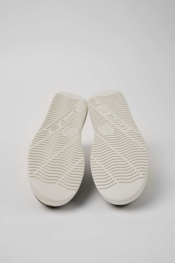 Neu Eingetroffen Camper Runner K21 Sorona® - Mehrfarbiger Damensneaker aus Recycling-PET und Nubukleder.