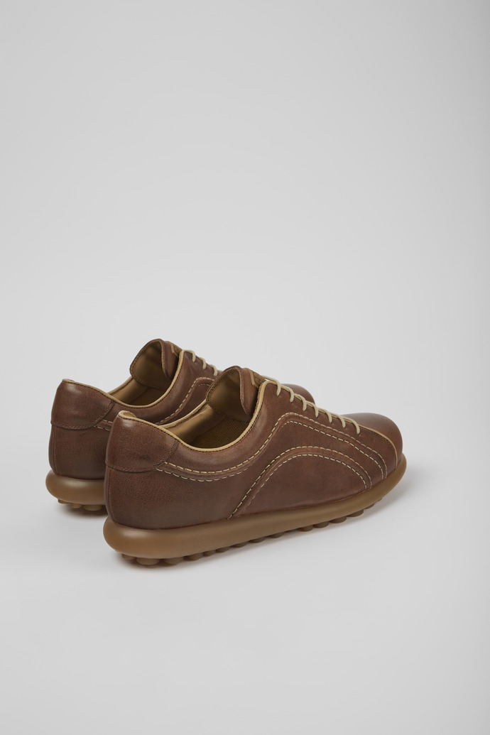 Neu Eingetroffen Camper Pelotas - Brauner Herrenschuh aus pflanzlich gegerbtem Leder
