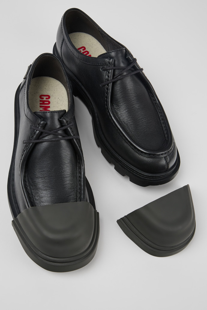 Neu Eingetroffen Camper Junction - Schwarzer Frauenschuh aus Leder.