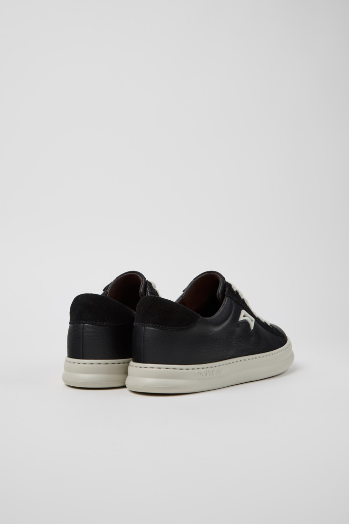 Neu Eingetroffen Camper Runner - Schwarzer Herrensneaker aus Leder und Nubukleder.
