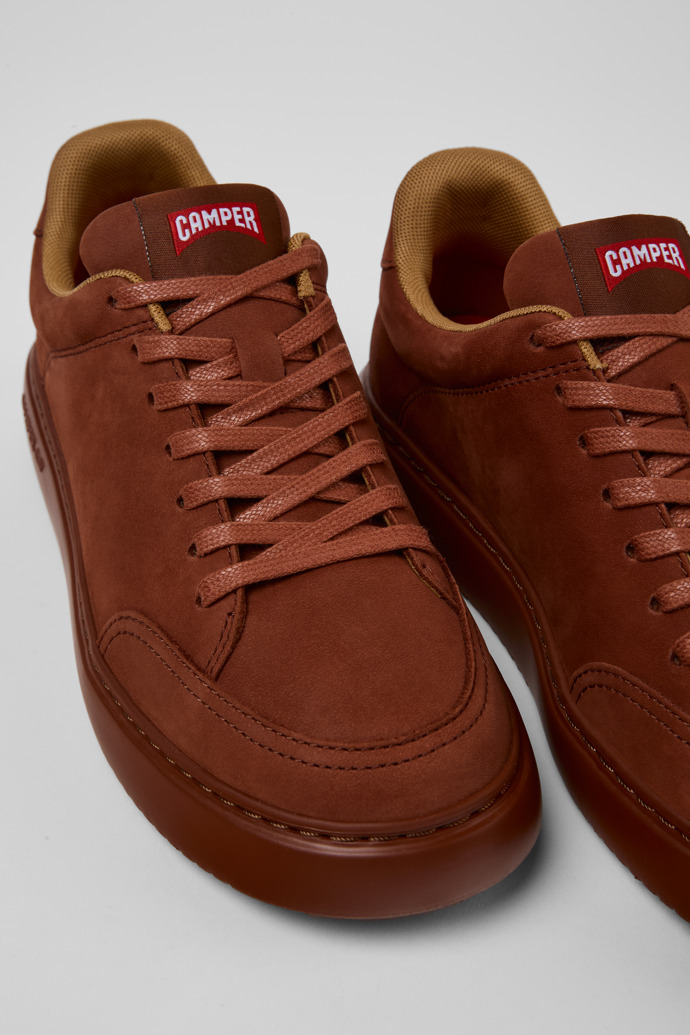 Neu Eingetroffen Camper Runner K21 - Roter Damensneaker aus Nubukleder