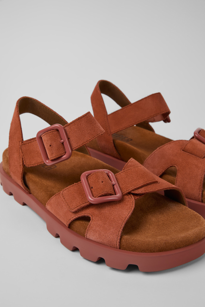 Neu Eingetroffen Camper Brutus Sandal - Rote Nubukleder-Sandalen für Damen.