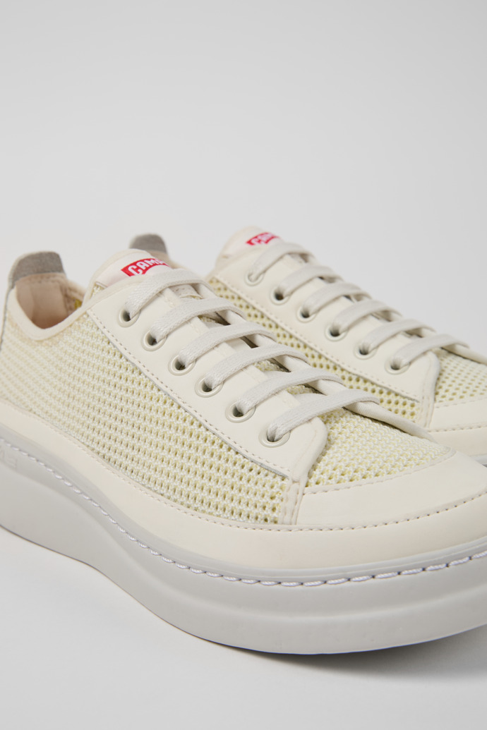 Neu Eingetroffen Camper Runner - Mehrfarbiger Kindersneaker aus Lyocell-Mesh und Leder.