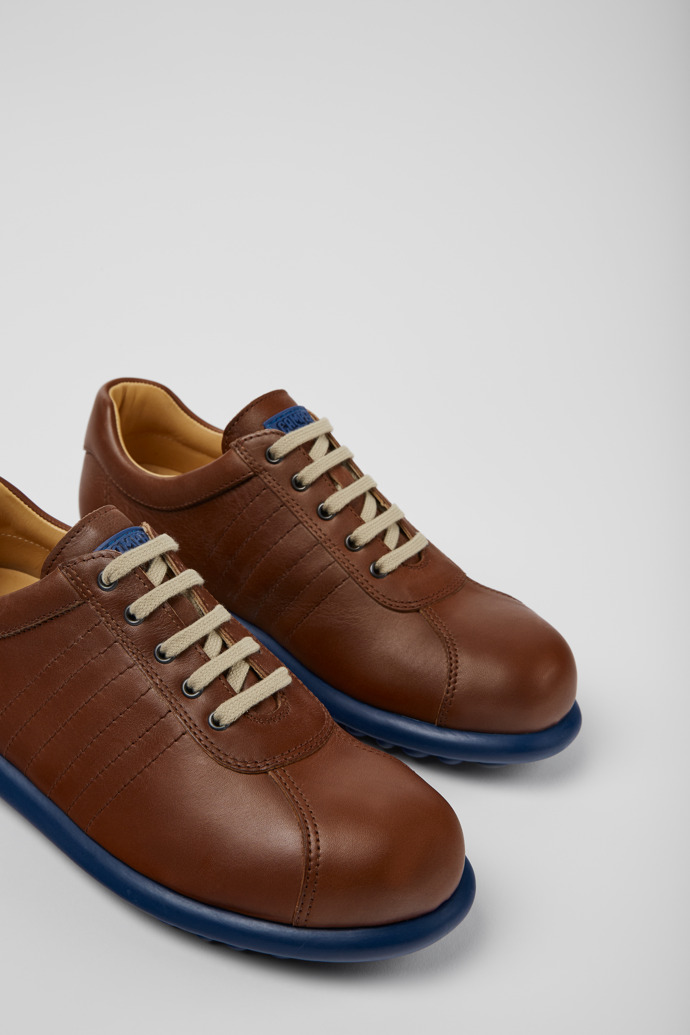 Neu Eingetroffen Camper Pelotas - Brauner Damenschuh aus Leder