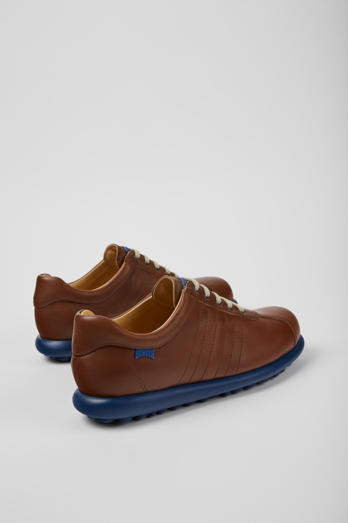 Neu Eingetroffen Camper Pelotas - Brauner Damenschuh aus Leder