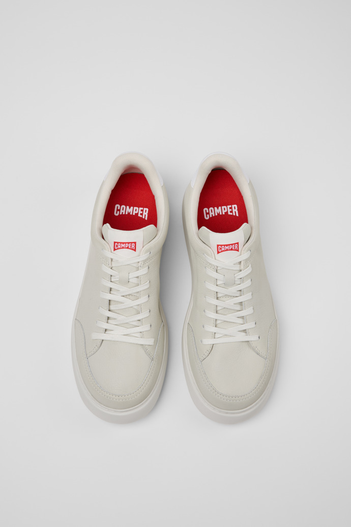 Neu Eingetroffen Camper Runner K21 - Weißer Herrensneaker aus Leder.