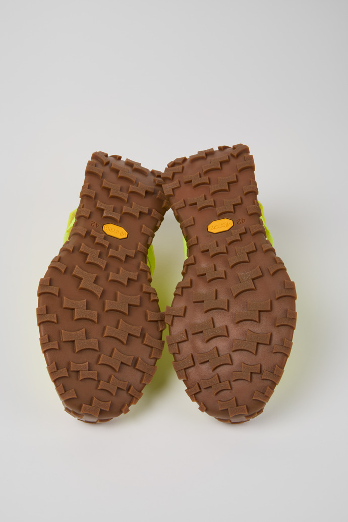 Neu Eingetroffen Camper Drift Trail VIBRAM - Mehrfarbiger Herrensneaker aus Recycling-PET und Nubukleder.