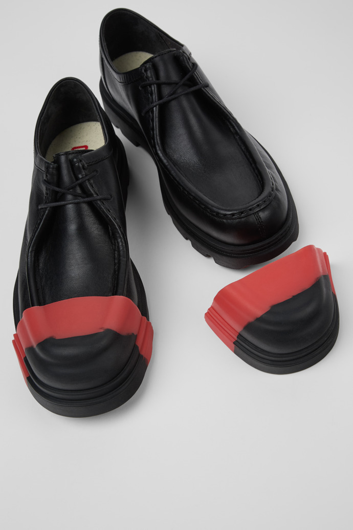 Neu Eingetroffen Camper Junction Toe Caps - Zehenaufsätze aus Gummi in Schwarz und Rot