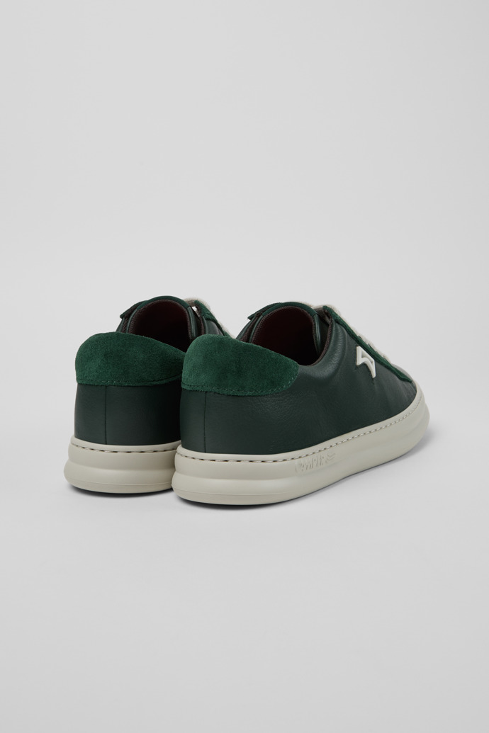 Neu Eingetroffen Camper Runner - Grüner Damensneaker aus Leder und Nubukleder.