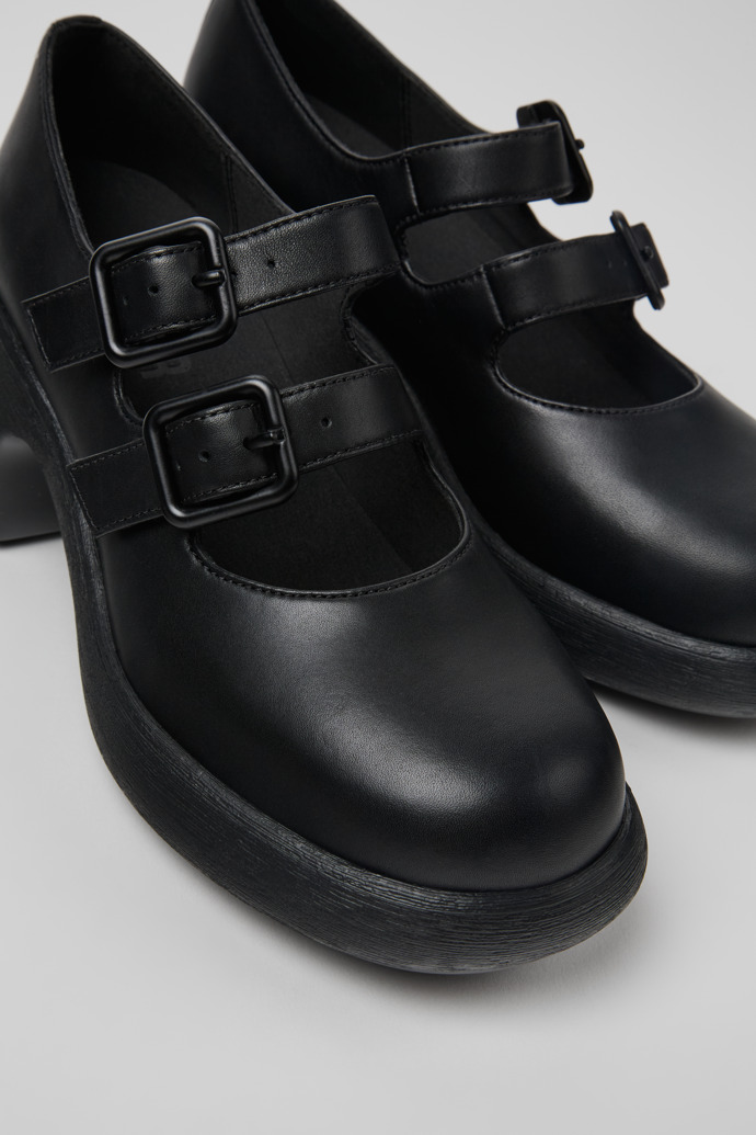 Neu Eingetroffen Camper Thelma - Schwarzer Damenschuh aus Leder.