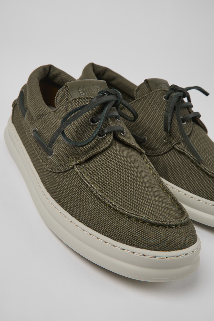 Neu Eingetroffen Camper Runner - Grüner Herrensneaker aus Textil