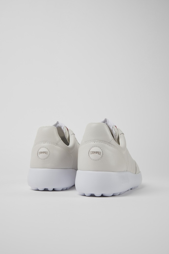 Neu Eingetroffen Camper Pelotas XLF - Weißer Damensneakeraus Leder und Textil.