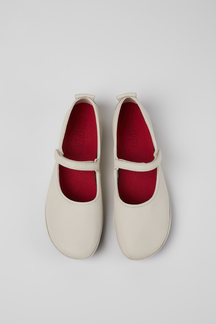 Neu Eingetroffen Camper Right - Weiße Damenschuhe aus Leder.