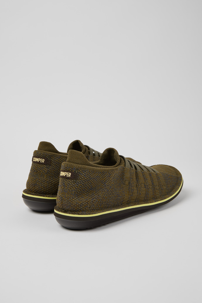 Neu Eingetroffen Camper Beetle - Mehrfarbiger Herrenschuh aus Strickmaterial aus recyceltem PET.
