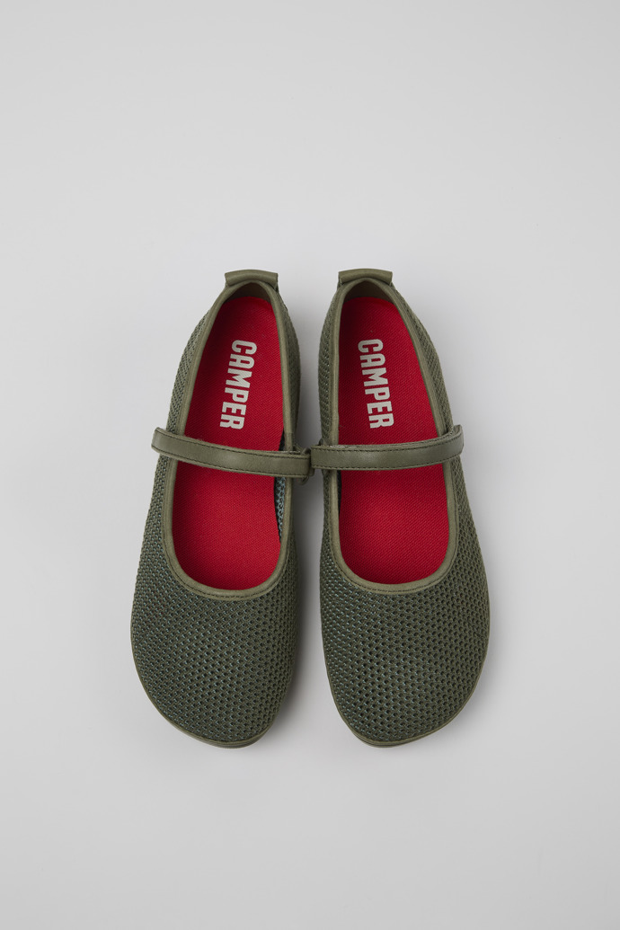 Neu Eingetroffen Camper Right - Grüne Mokassins aus TENCEL Lyocell und Leder für Damen.