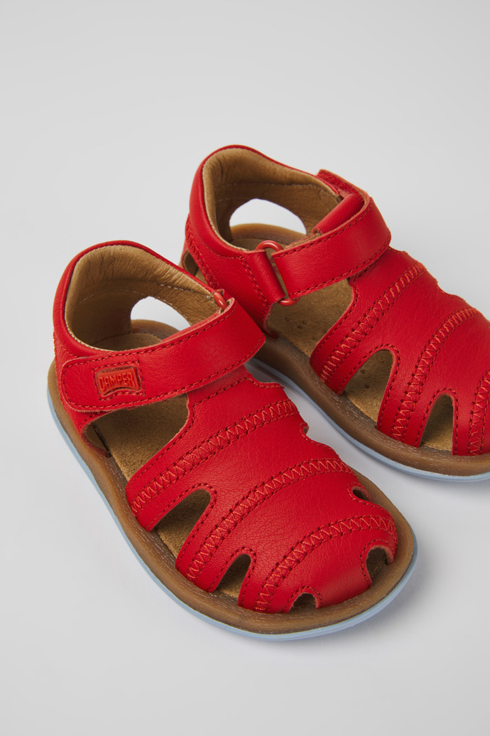 Neu Eingetroffen Camper Bicho - Rote Kindersandale aus Leder